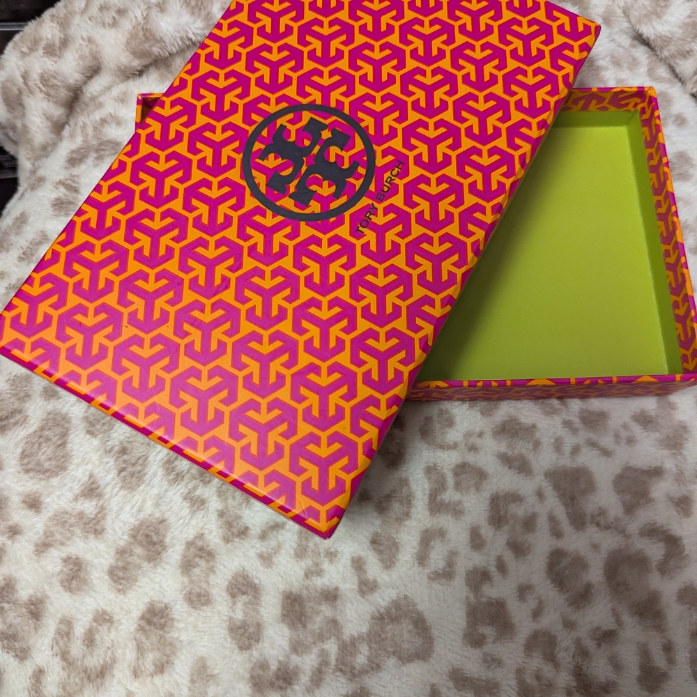 Tory Burch Pink and Yellow Box - Picture 3 of 3